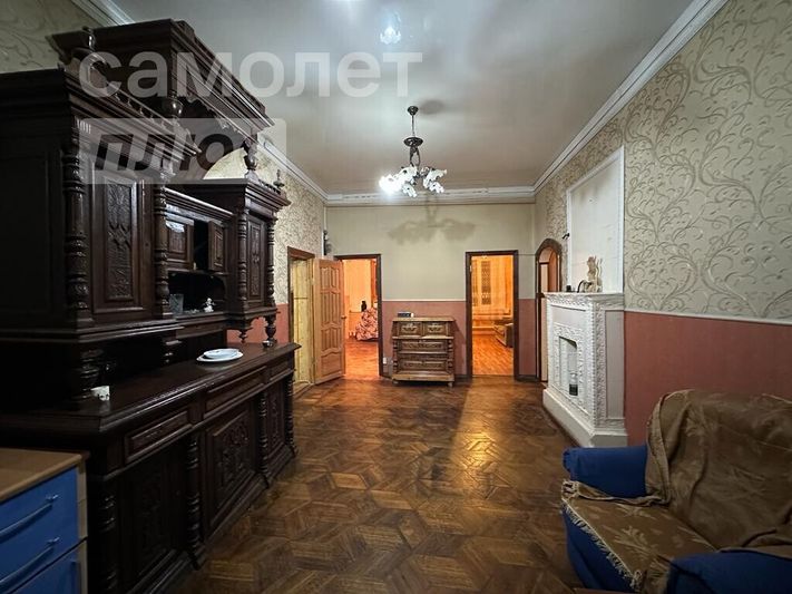 Продажа многокомнатной квартиры 106 м², 2/2 этаж