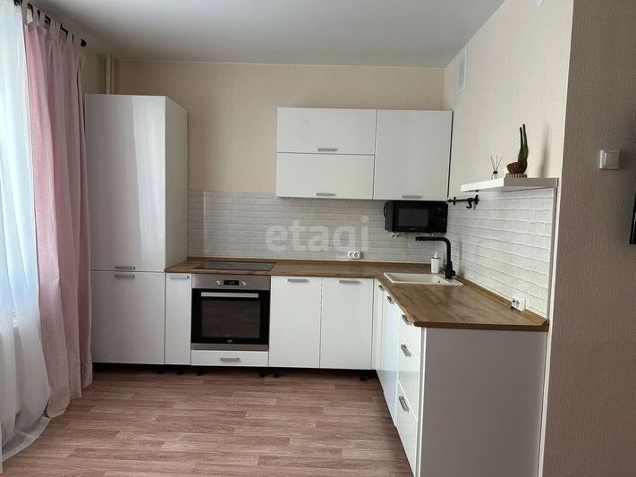 Продажа 2-комнатной квартиры 59 м², 4/10 этаж