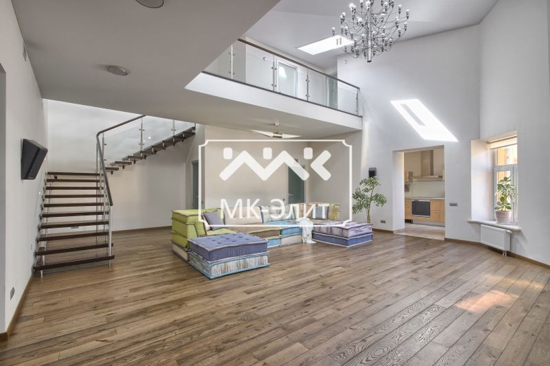 Продажа многокомнатной квартиры 314 м², 4/4 этаж