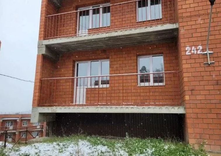 Продажа 1-комнатной квартиры 37 м², 1/3 этаж