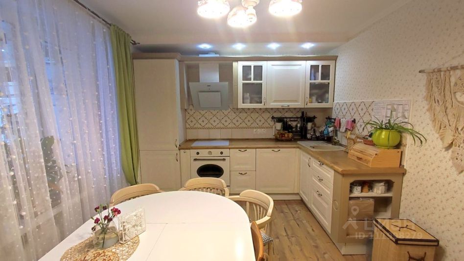 Продажа 3-комнатной квартиры 104 м², 5/5 этаж