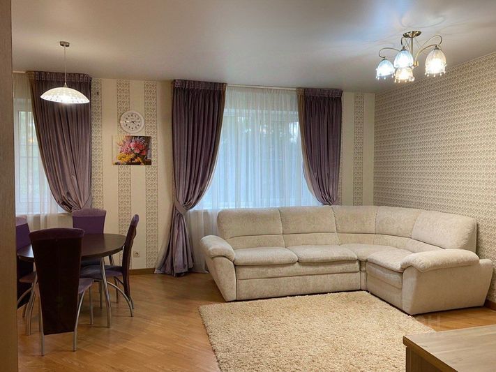 Продажа 3-комнатной квартиры 82 м², 2/3 этаж