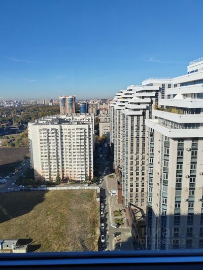 Продажа 2-комнатной квартиры 71 м², 23/23 этаж