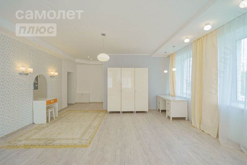 Продажа 1-комнатной квартиры 40 м², 2/2 этаж