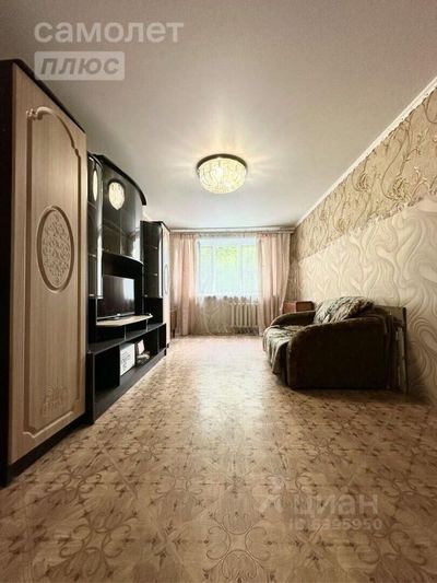 Продажа 3-комнатной квартиры 62 м², 2/5 этаж