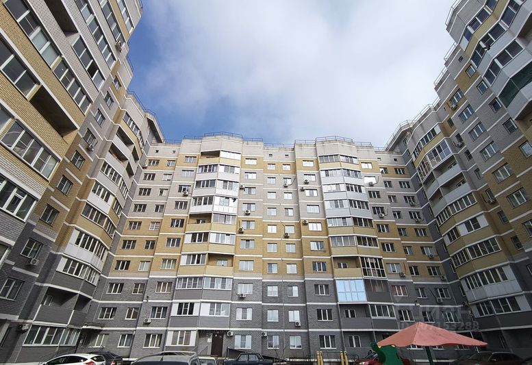 Продажа 3-комнатной квартиры 64,2 м², 9/10 этаж