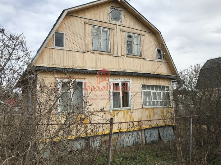 Продажа дома, 80 м², с участком 6 соток