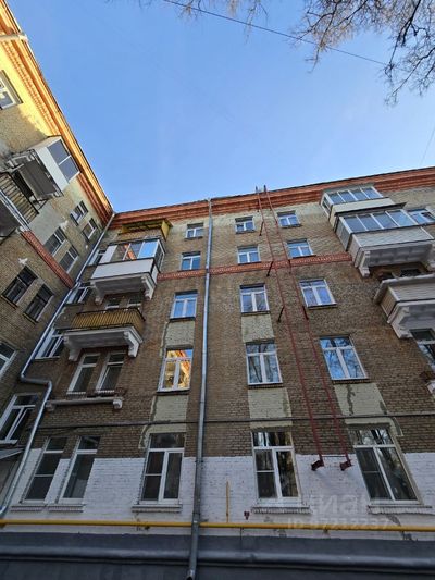 Продажа 1 комнаты, 18 м², 2/5 этаж