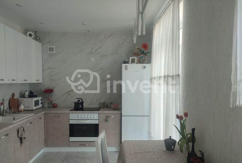 Продажа 2-комнатной квартиры 65 м², 4/5 этаж