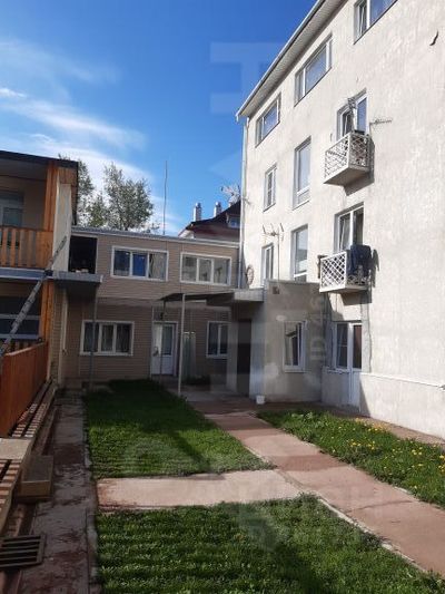 Продажа 4-комнатной квартиры 77 м², 1/2 этаж