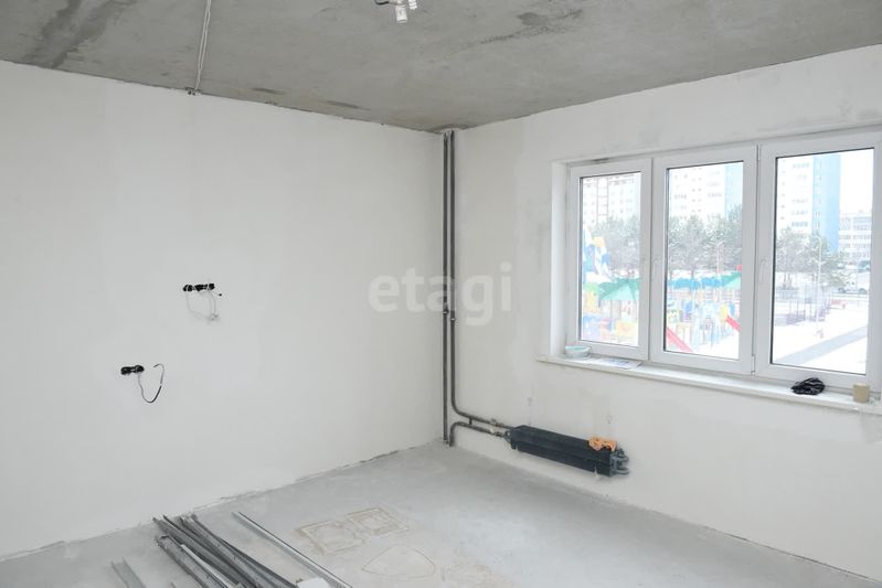 Продажа 2-комнатной квартиры 42 м², 2/10 этаж