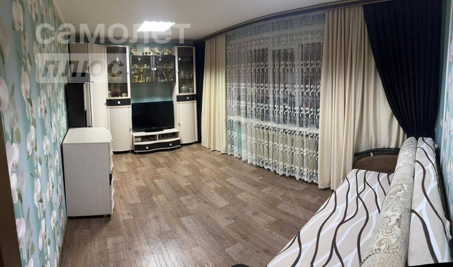 Продажа 2-комнатной квартиры 42,5 м², 1/9 этаж