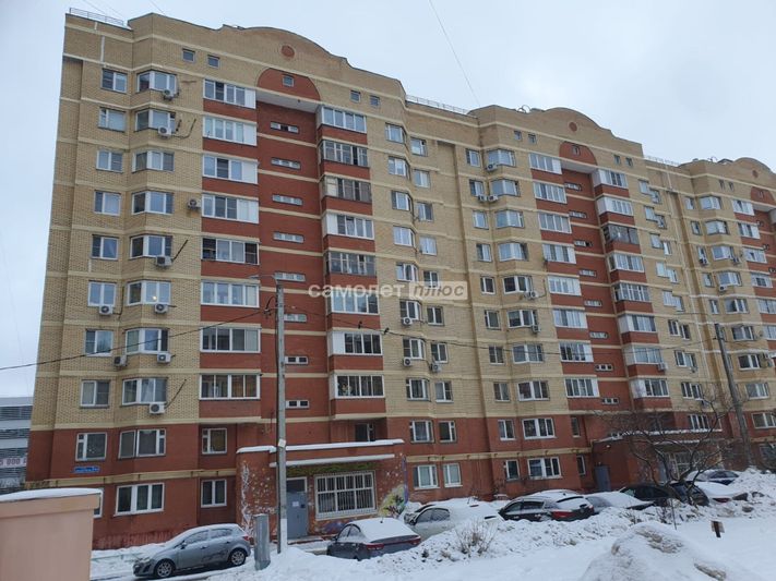 Продажа 3-комнатной квартиры 72 м², 9/10 этаж