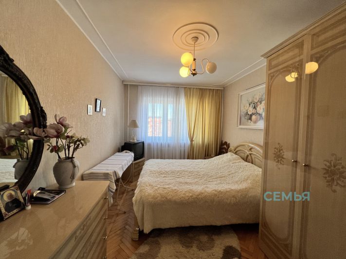 Продажа 3-комнатной квартиры 70 м², 4/5 этаж