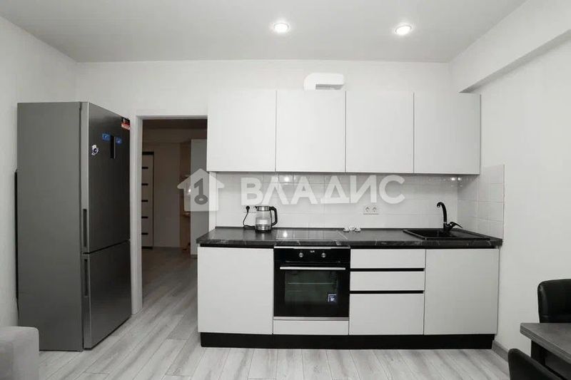 Продажа 1-комнатной квартиры 48 м², 3/10 этаж