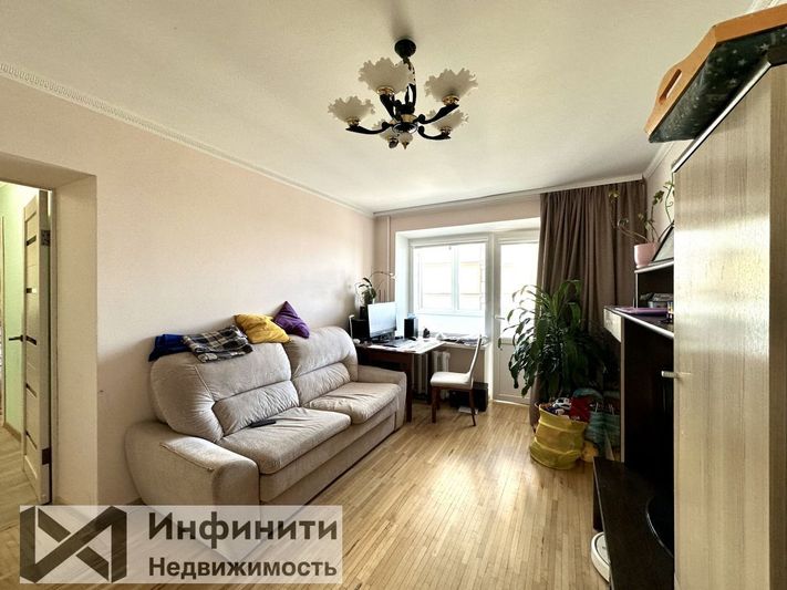 Продажа 3-комнатной квартиры 68 м², 8/12 этаж