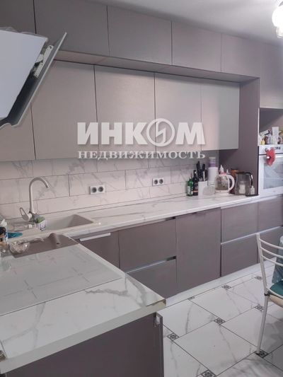 Продажа 3-комнатной квартиры 74,2 м², 22/24 этаж