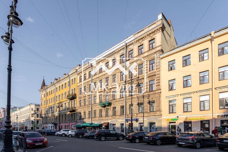 Продажа многокомнатной квартиры 246,8 м², 4/6 этаж