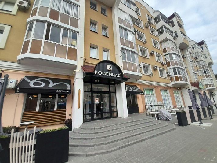 Продажа 2-комнатной квартиры 67 м², 2/6 этаж