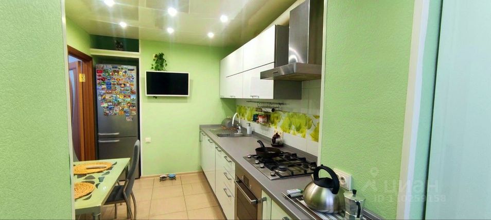 Продажа 3-комнатной квартиры 58 м², 4/10 этаж