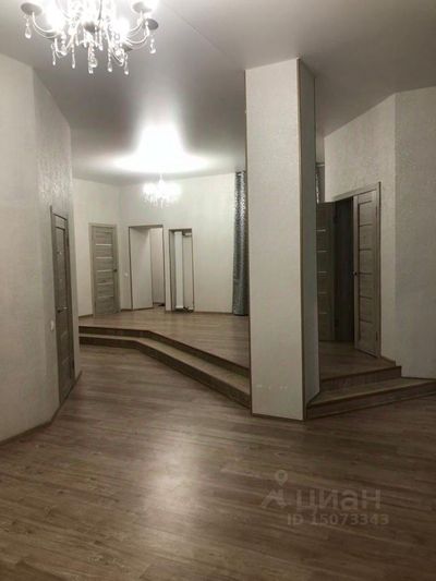 Продажа 3-комнатной квартиры 122 м², 1/5 этаж