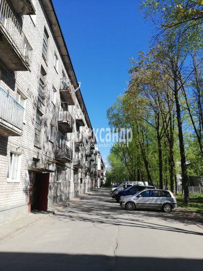 Продажа 2-комнатной квартиры 44,4 м², 4/4 этаж