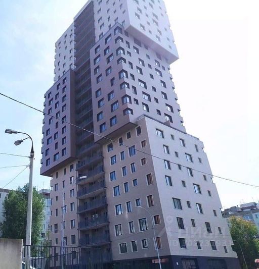 Продажа 4-комнатной квартиры 124 м², 17/24 этаж