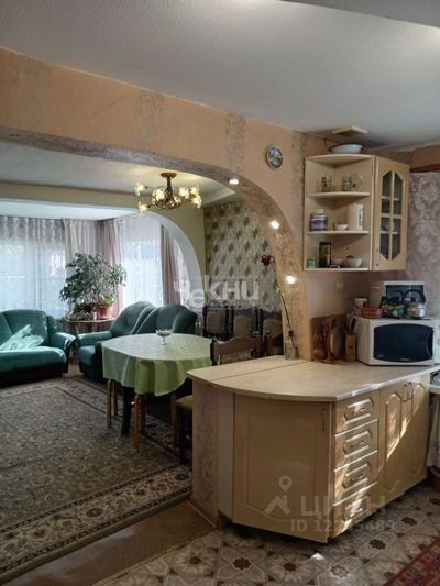 Продажа дома, 72 м², с участком 8 соток