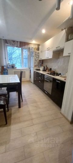 Продажа 3-комнатной квартиры 64 м², 3/9 этаж