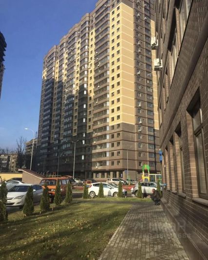 Продажа 1-комнатной квартиры 50 м², 4/23 этаж