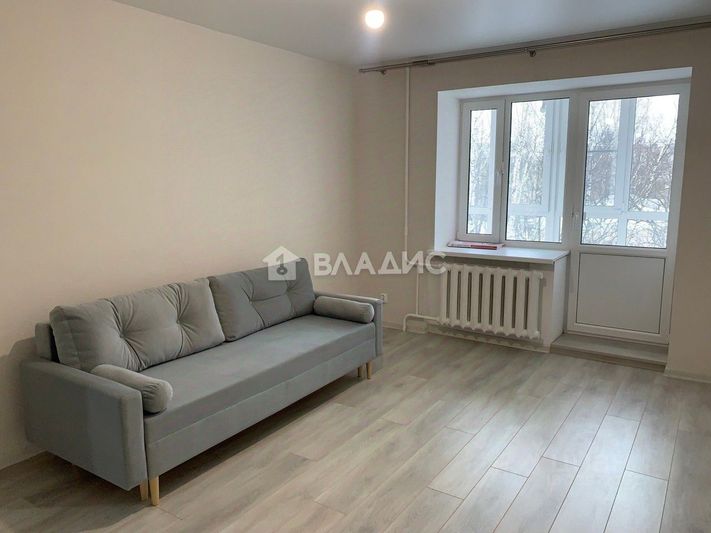 Продажа 2-комнатной квартиры 50 м², 4/5 этаж