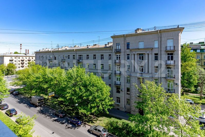 Продажа 2-комнатной квартиры 55 м², 5/5 этаж