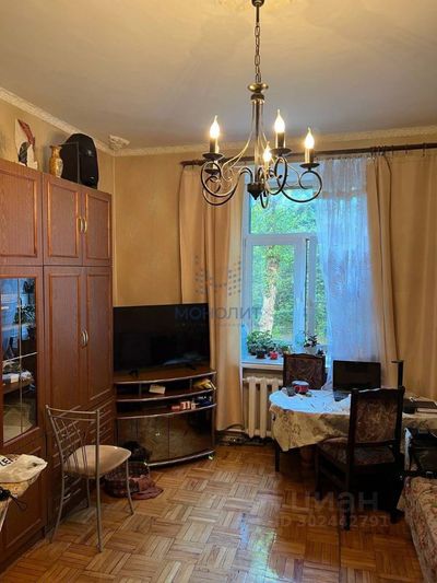 Продажа 2-комнатной квартиры 61,5 м², 1/9 этаж