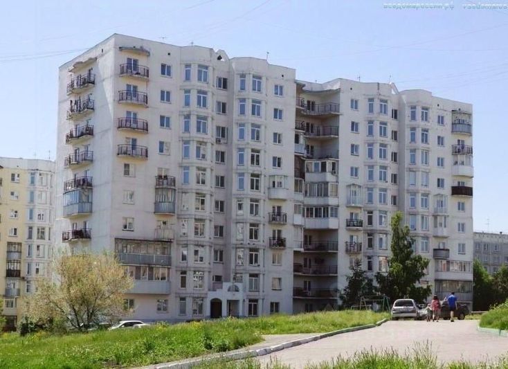 Продажа 1-комнатной квартиры 63,9 м², 1/10 этаж