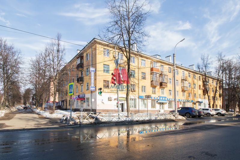 Продажа 3-комнатной квартиры 74,2 м², 2/4 этаж