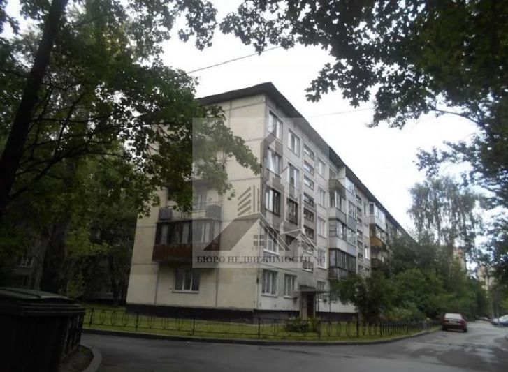 Продажа 2-комнатной квартиры 45 м², 5/5 этаж