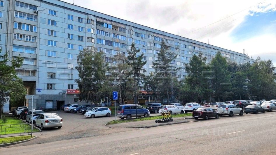 Продажа многокомнатной квартиры 100 м², 4/9 этаж