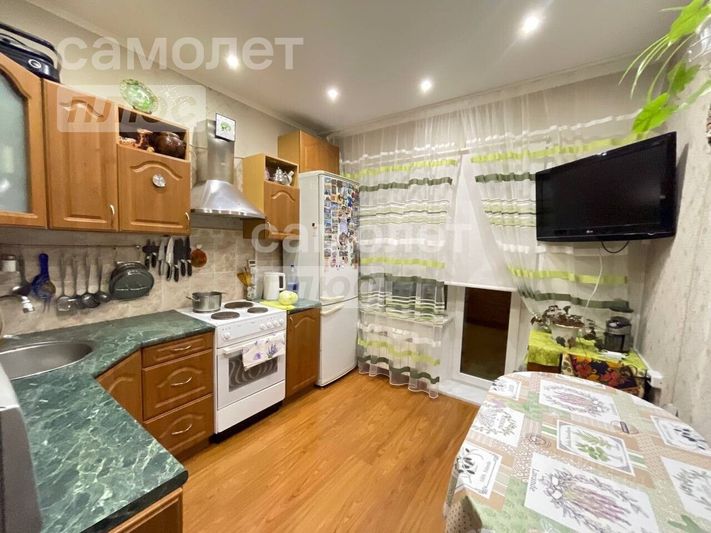 Продажа 2-комнатной квартиры 56 м², 1/9 этаж