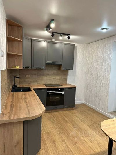 Продажа 2-комнатной квартиры 52 м², 3/10 этаж