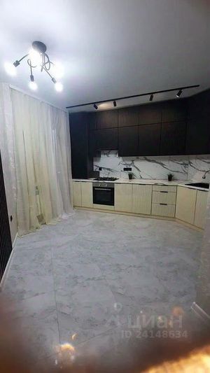 Продажа 1-комнатной квартиры 38 м², 22/24 этаж