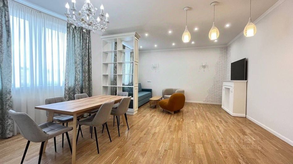 Аренда 4-комнатной квартиры 150 м², 10/27 этаж