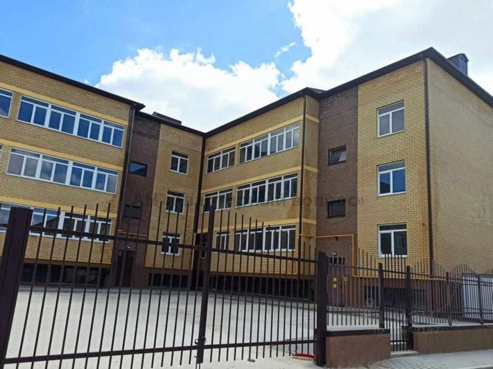 Продажа 1-комнатной квартиры 62 м², 1/3 этаж