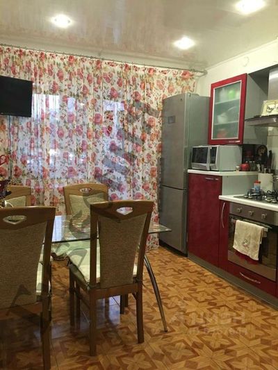 Продажа 2-комнатной квартиры 61,5 м², 1/10 этаж