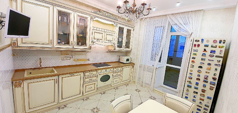 Продажа 2-комнатной квартиры 100 м², 13/25 этаж