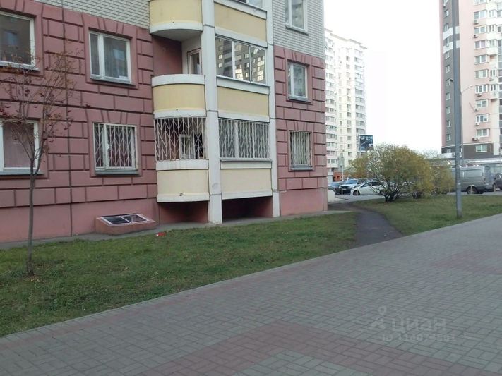 Продажа 3-комнатной квартиры 69 м², 1/17 этаж