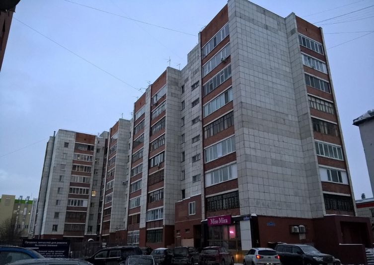 Продажа 3-комнатной квартиры 113 м², 2/9 этаж