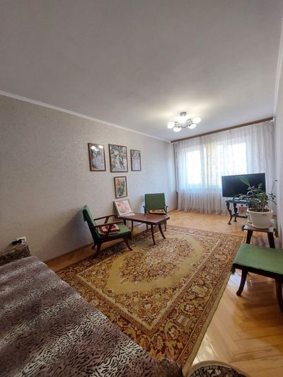 Продажа 3-комнатной квартиры 60 м², 1/5 этаж