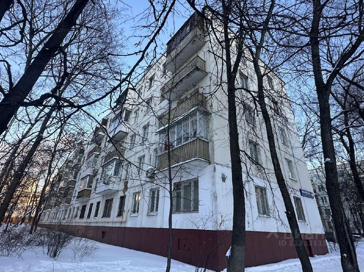 Продажа 2-комнатной квартиры 42 м², 1/5 этаж