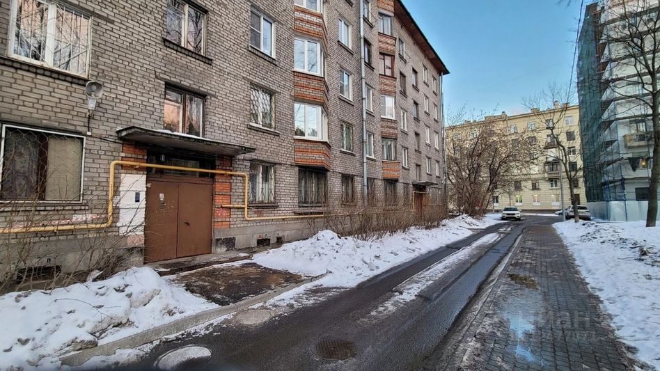 Продажа 2-комнатной квартиры 42,9 м², 1/5 этаж