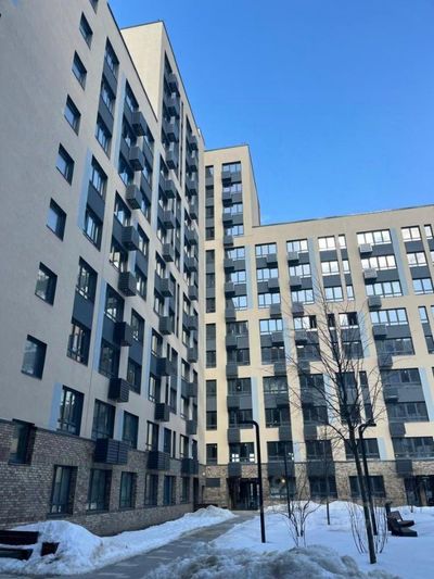 Продажа 2-комнатной квартиры 64,4 м², 1/9 этаж